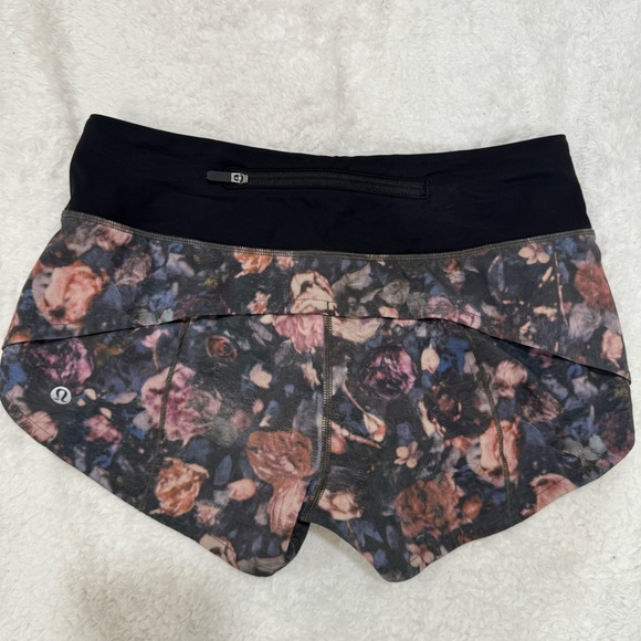 Lululemon Athletic Shorts - Picture 1 of 2